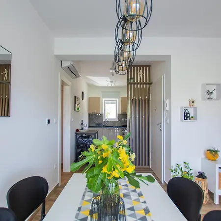 Udoban Kutak Blizu Centra Mala Punta Appartement