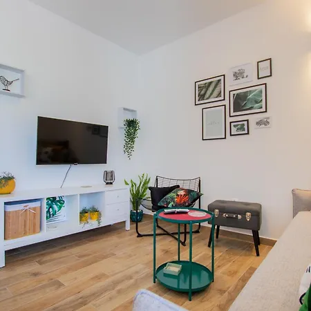 Udoban Kutak Blizu Centra Mala Punta Apartman