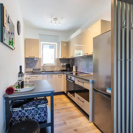 Udoban Kutak Blizu Centra Mala Punta تروغير