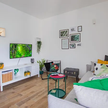 Apartman Udoban Kutak Blizu Centra Mala Punta Trogir