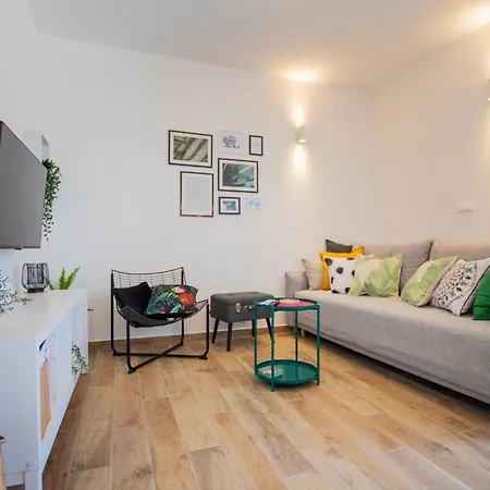 Udoban Kutak Blizu Centra Mala Punta شقة