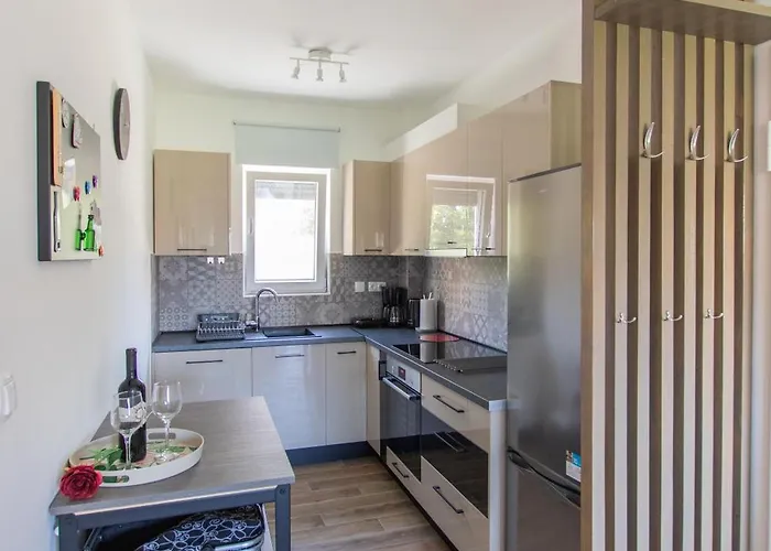 Udoban Kutak Blizu Centra Mala Punta