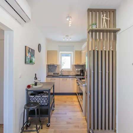 Udoban Kutak Blizu Centra Mala Punta Apartment *