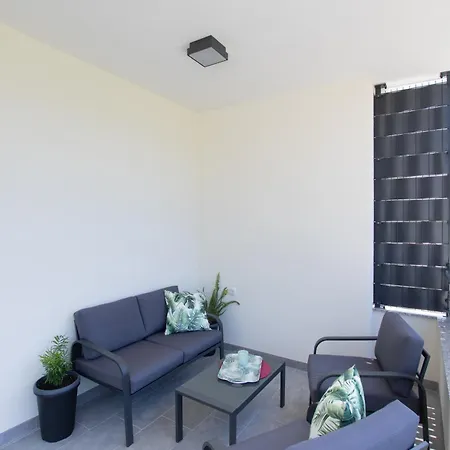 Apartman Udoban Kutak Blizu Centra Mala Punta Trogir